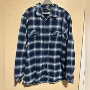 Field‎ & Stream Button Down Shaket Size XXL
